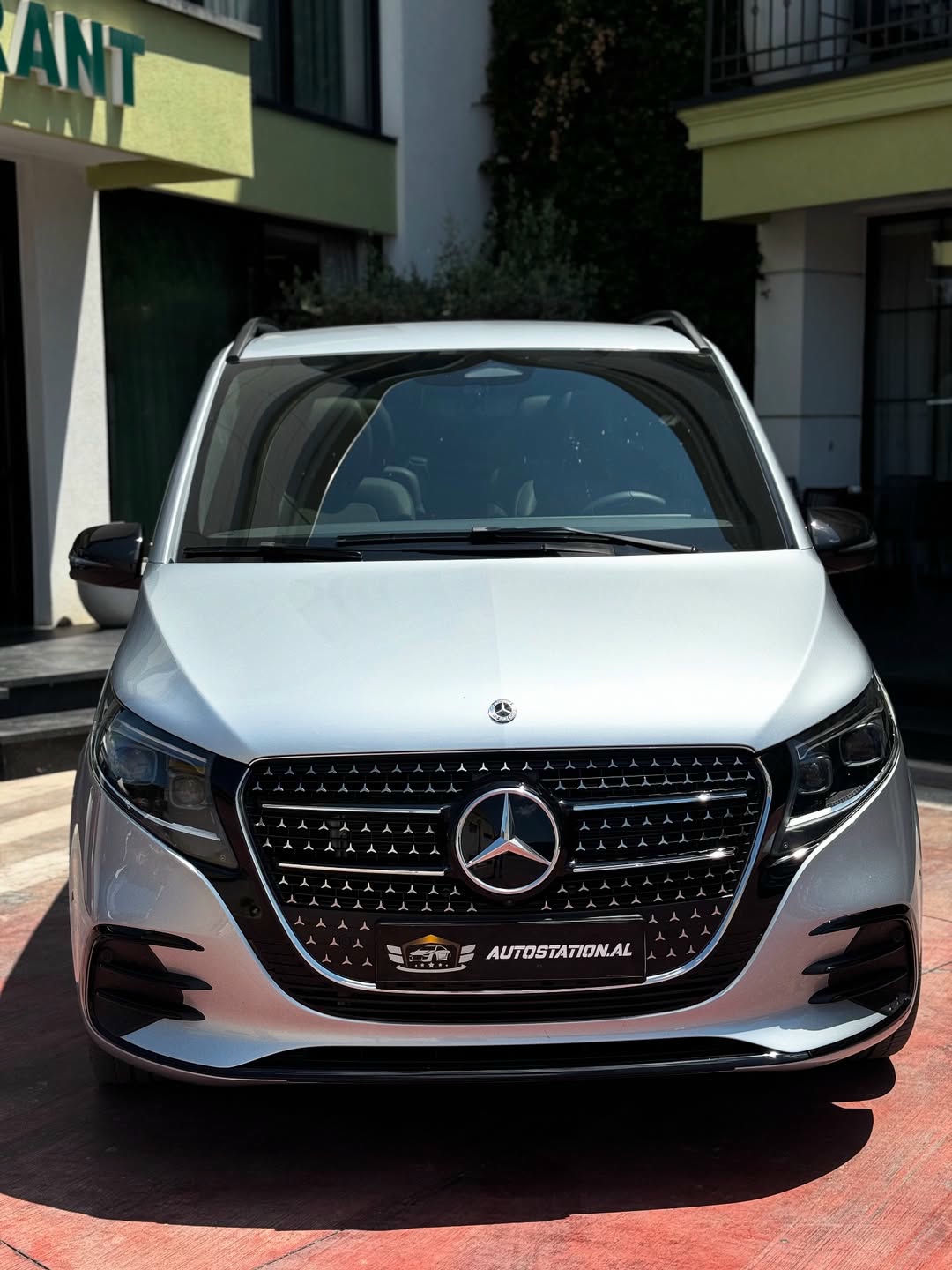 Mercedes-Benz V-Class