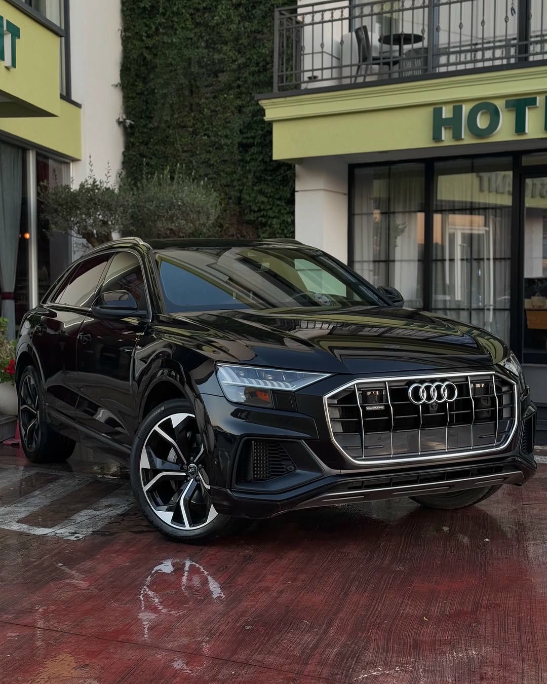 Audi Q8 2019