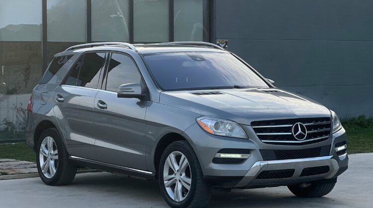 Mercedes-Benz ML-Class 2012