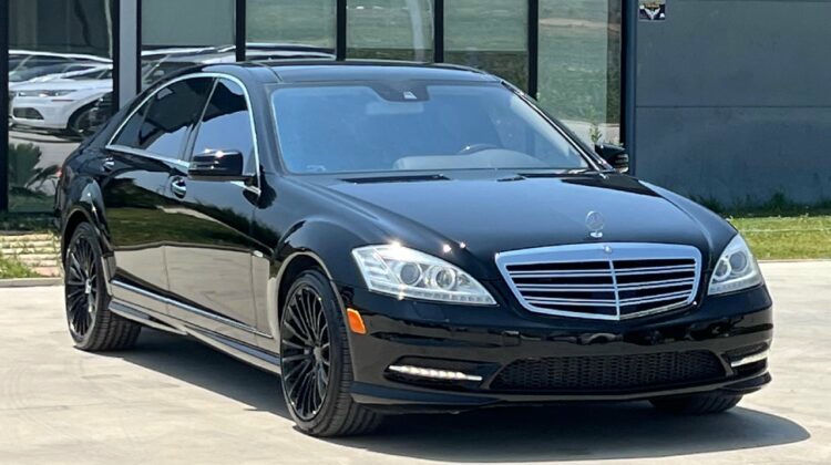 Mercedes-Benz S-Class 2012