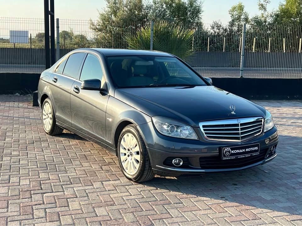 Mercedes-Benz C-Class 2009