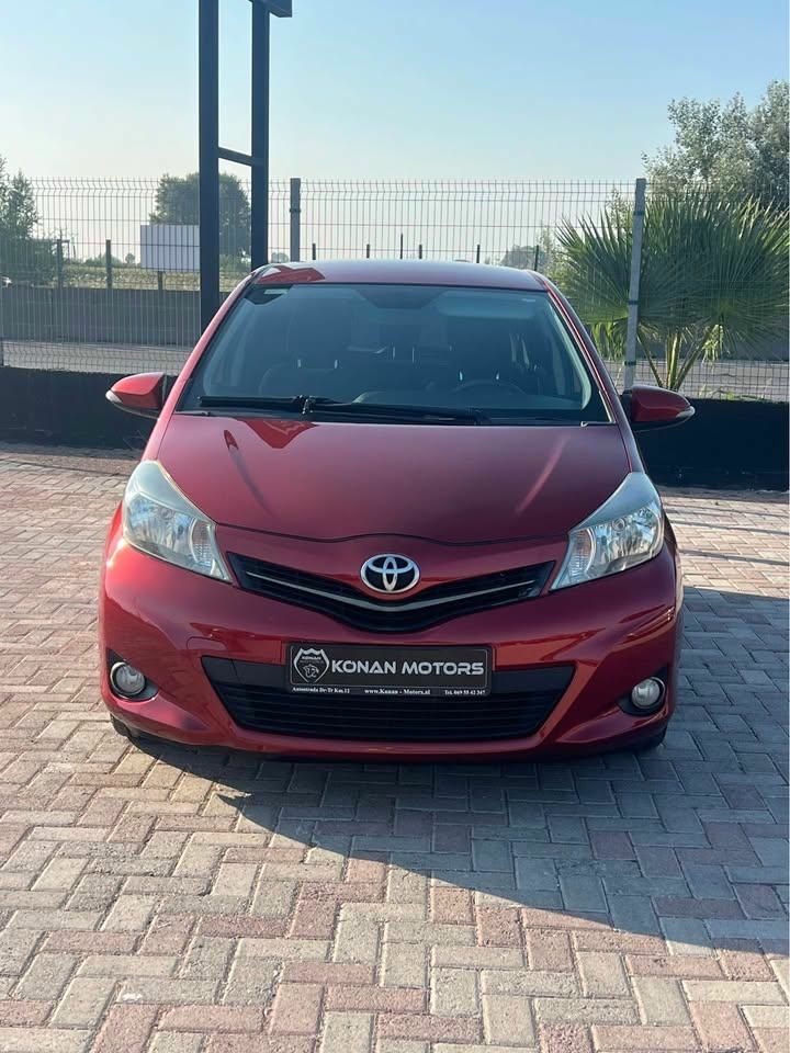 Toyota Yaris 2012