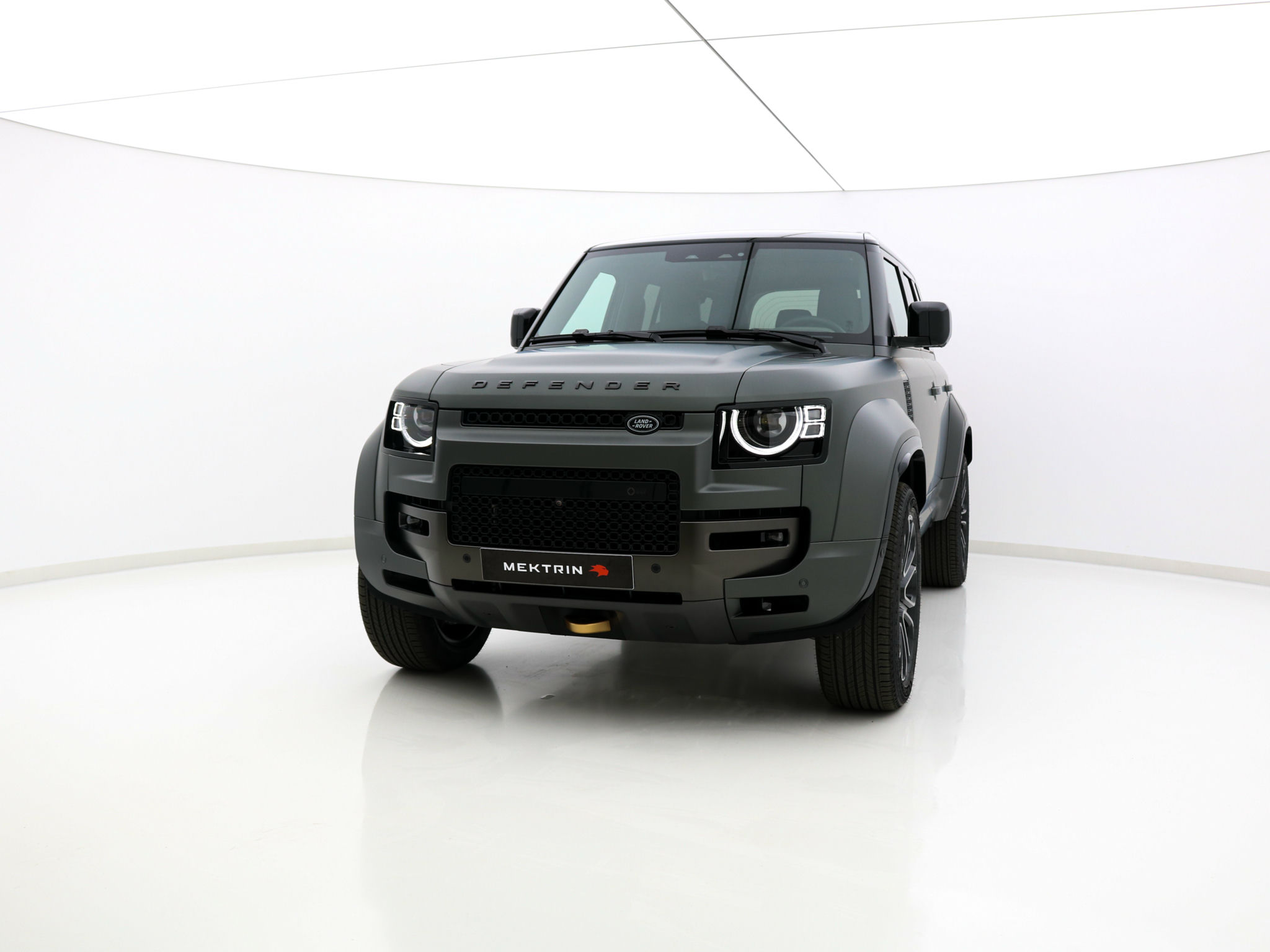 Land Rover Defender 2025