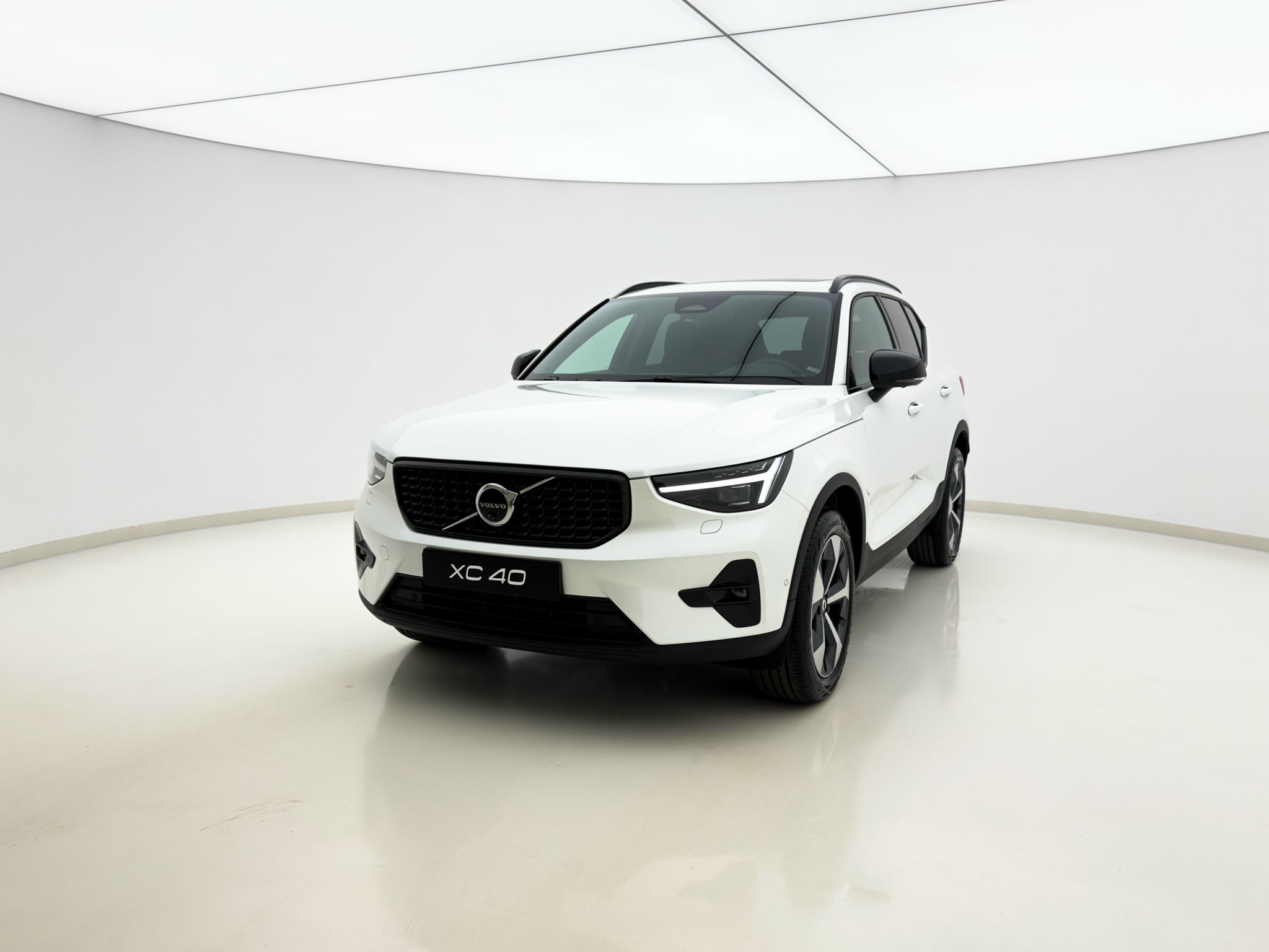 Volvo XC40 2024