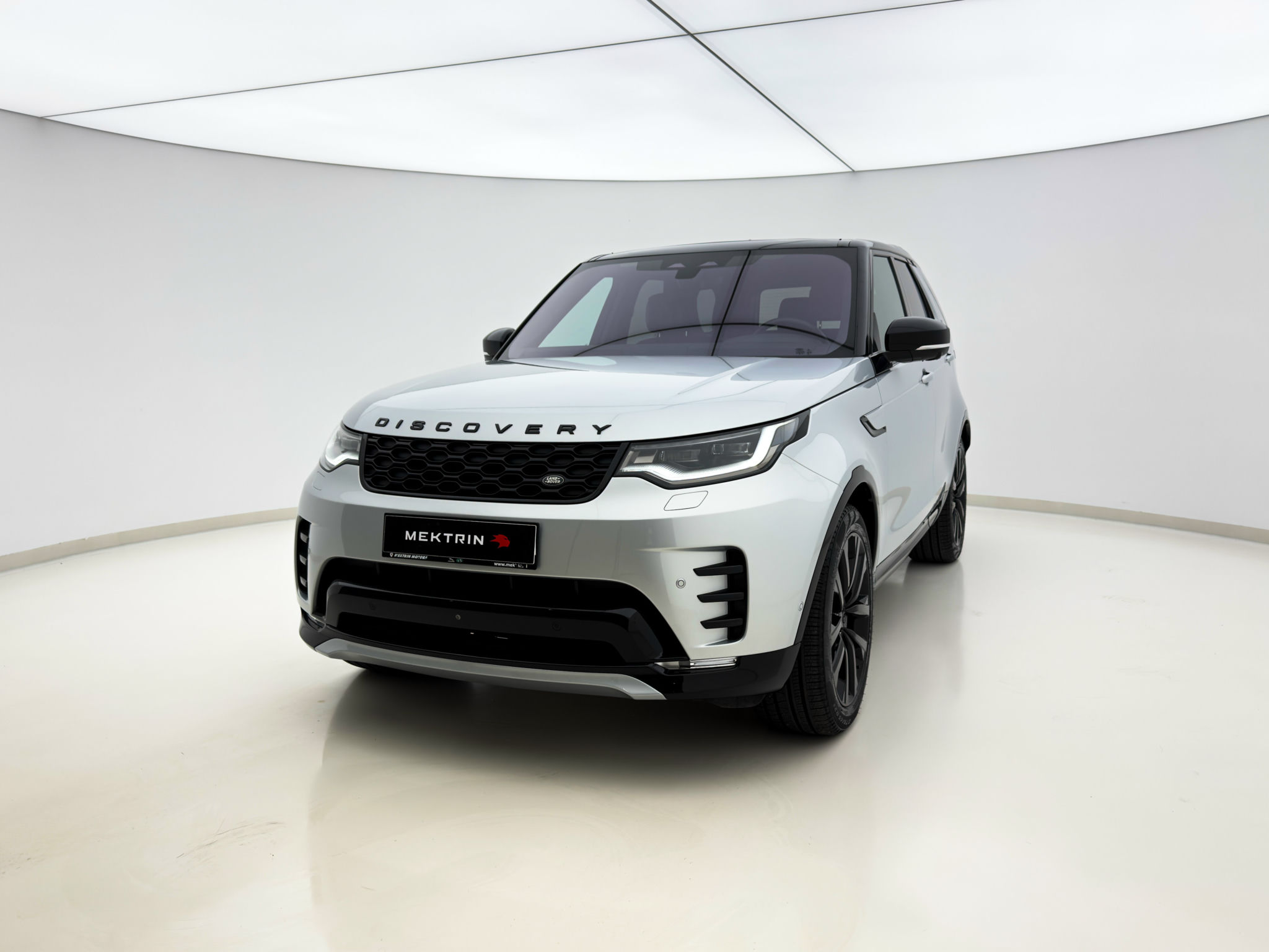 Land Rover Discovery 2023