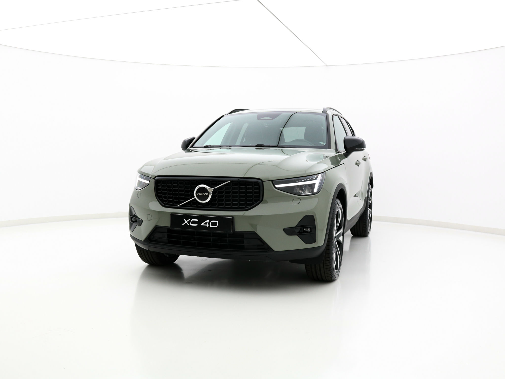 Volvo XC40 2024