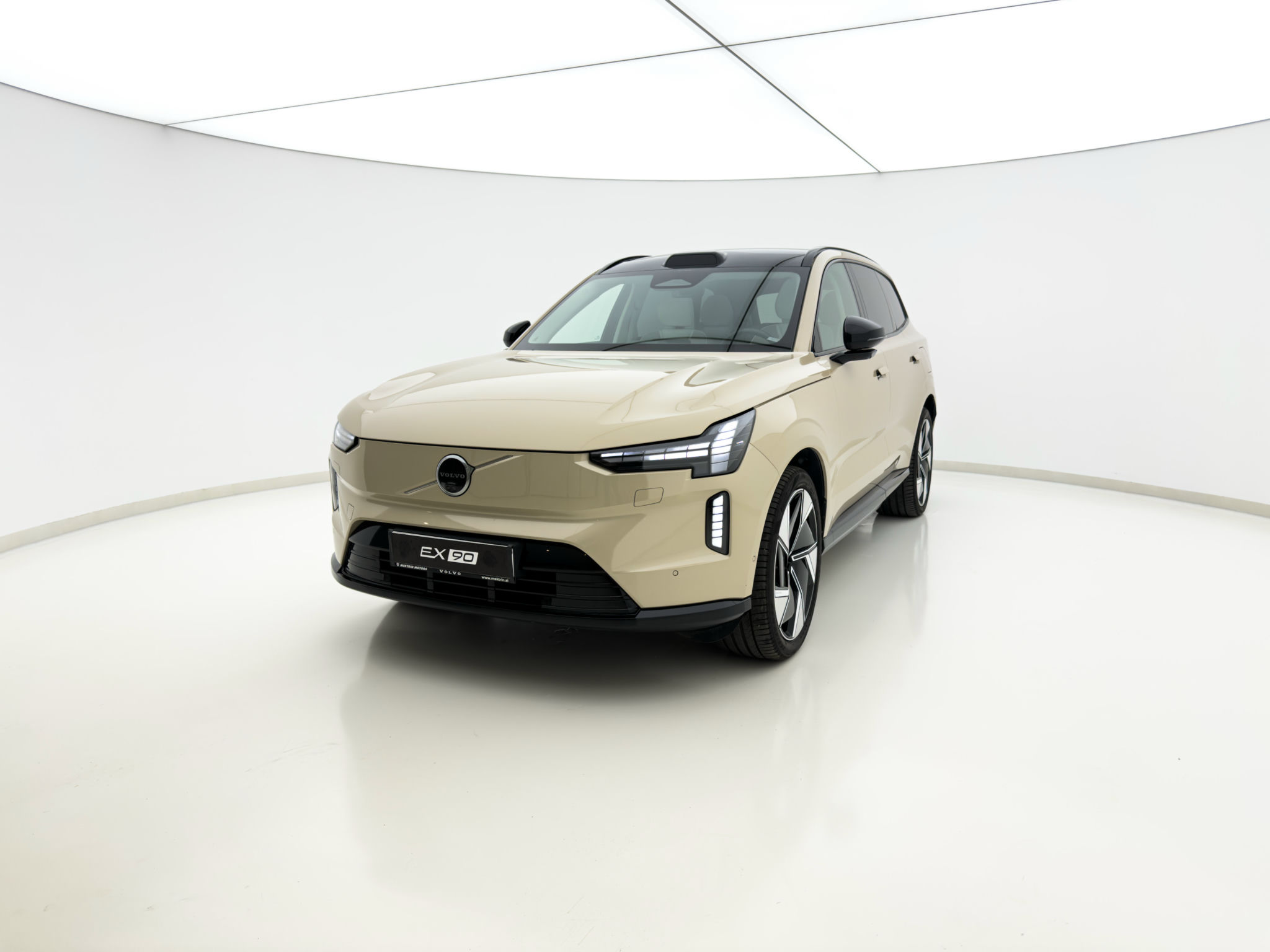 Volvo EX90 2025