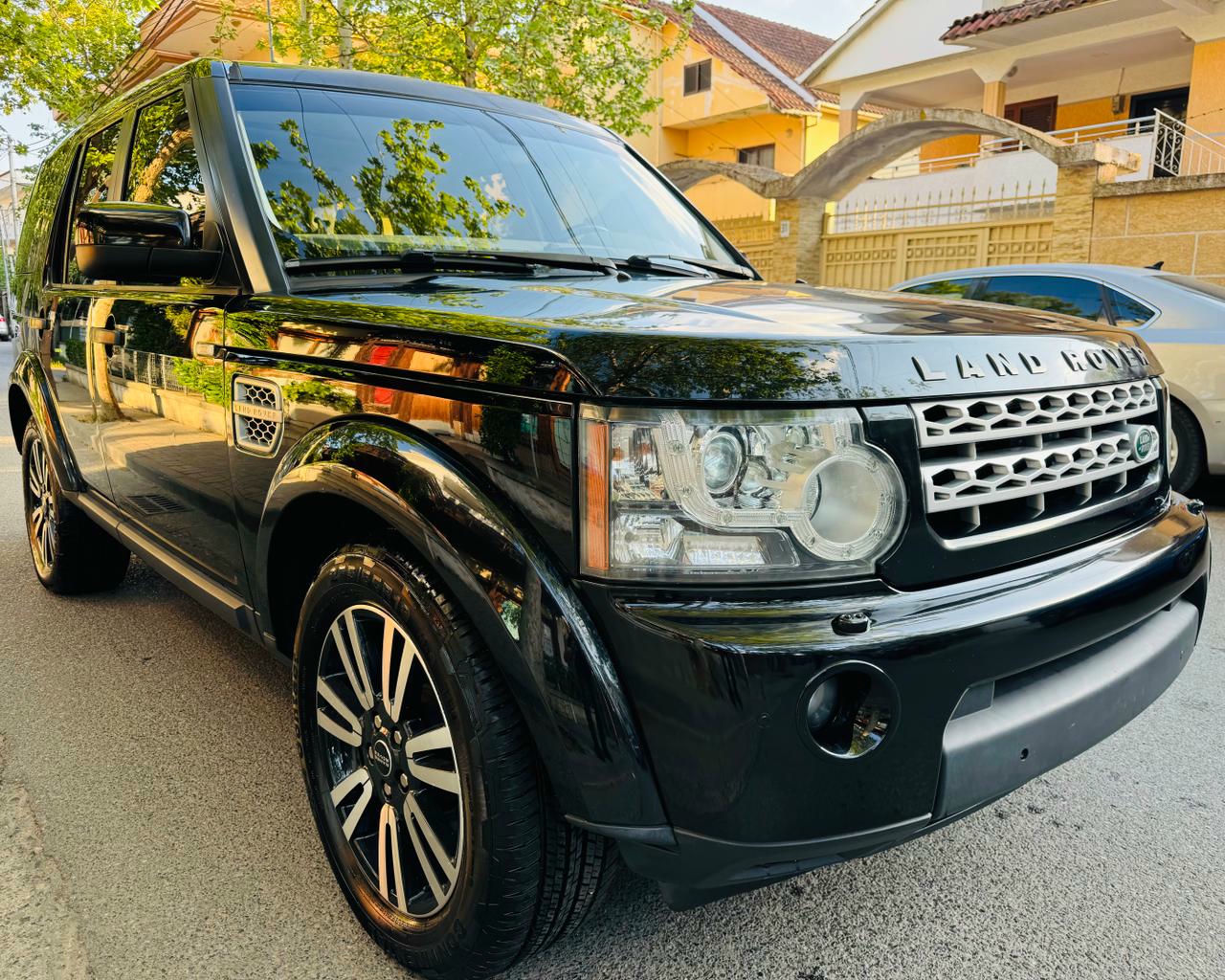 Land Rover Discovery 2010