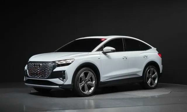 Audi e-tron 2025