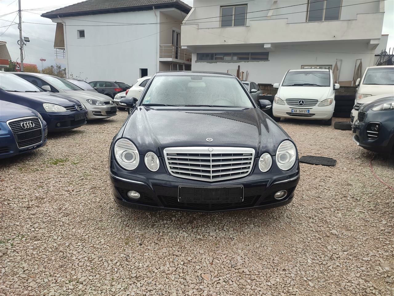 Mercedes-Benz E-Class 2009