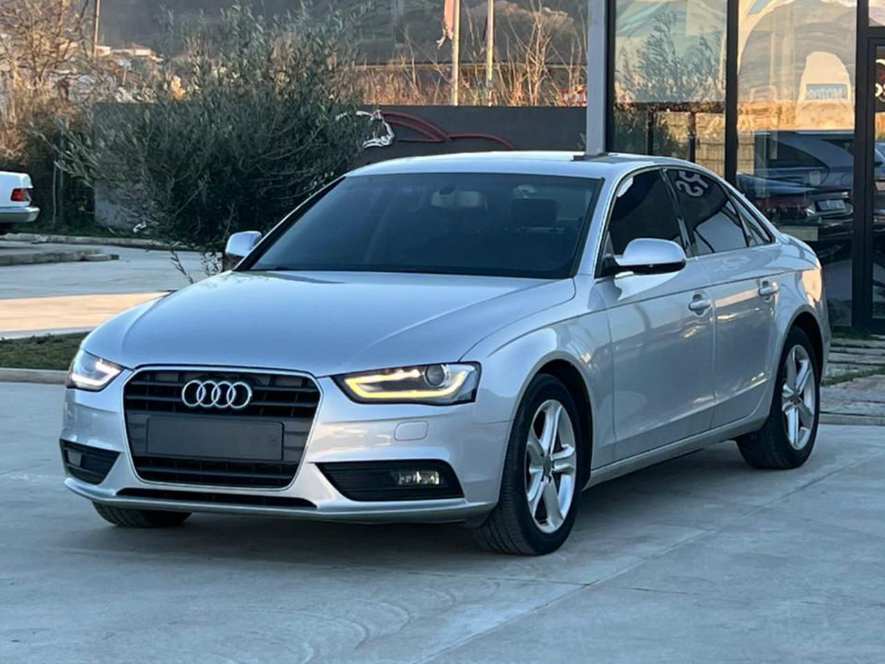 Audi A4 2014