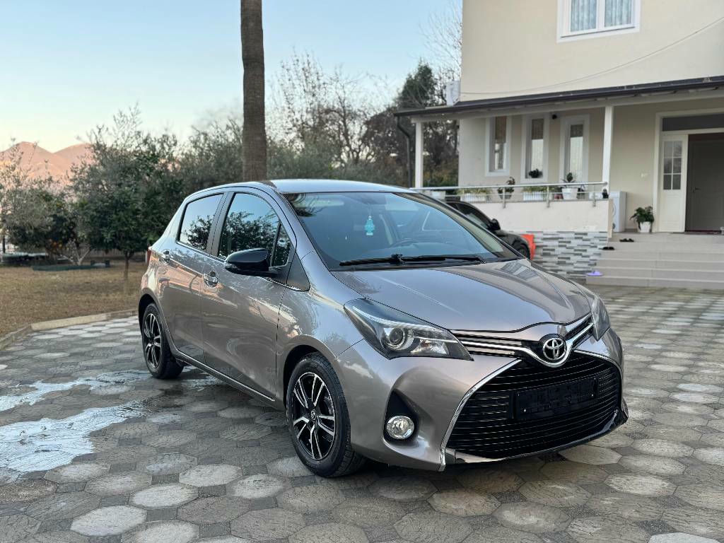 Toyota Yaris 2015
