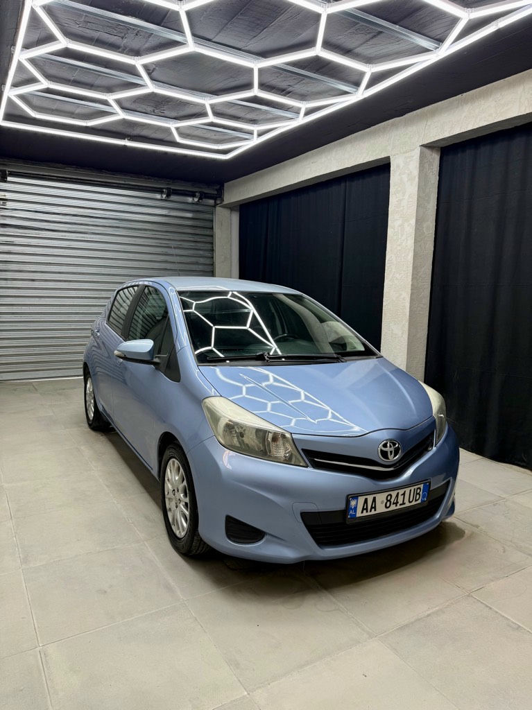 Toyota Yaris 2012