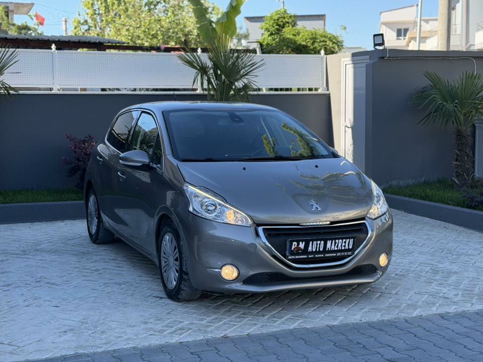 Peugeot 208 2015