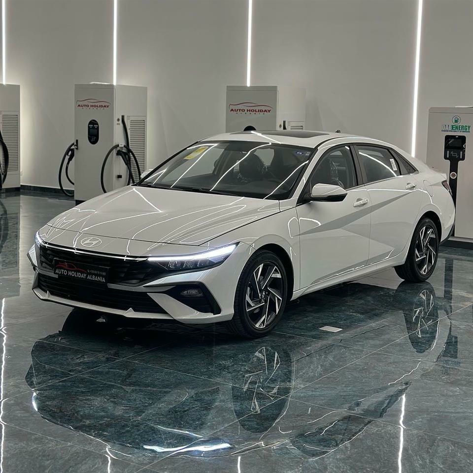 Hyundai Elantra 2023