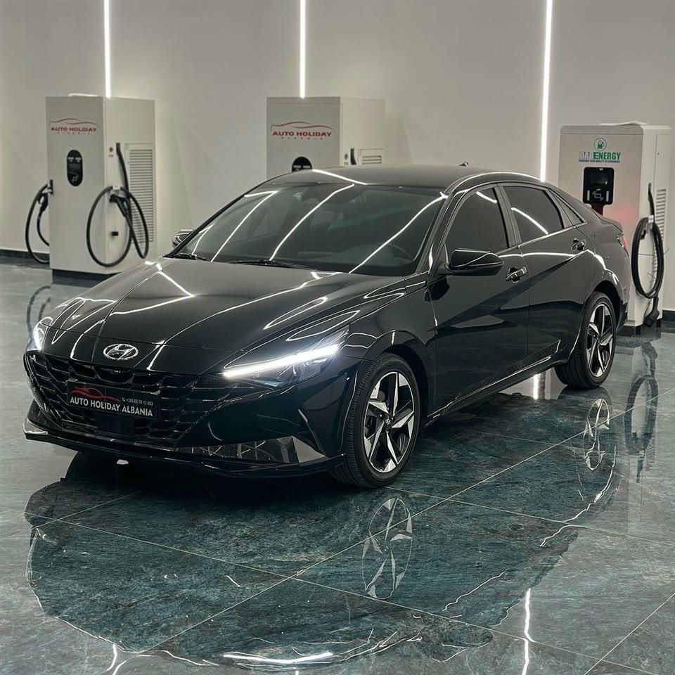 Hyundai Veloster 2021