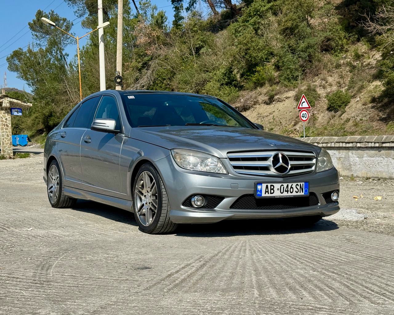 Mercedes-Benz C-Class 2009