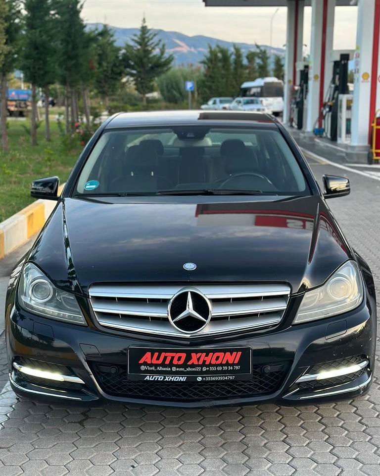 Mercedes-Benz C-Class 2011