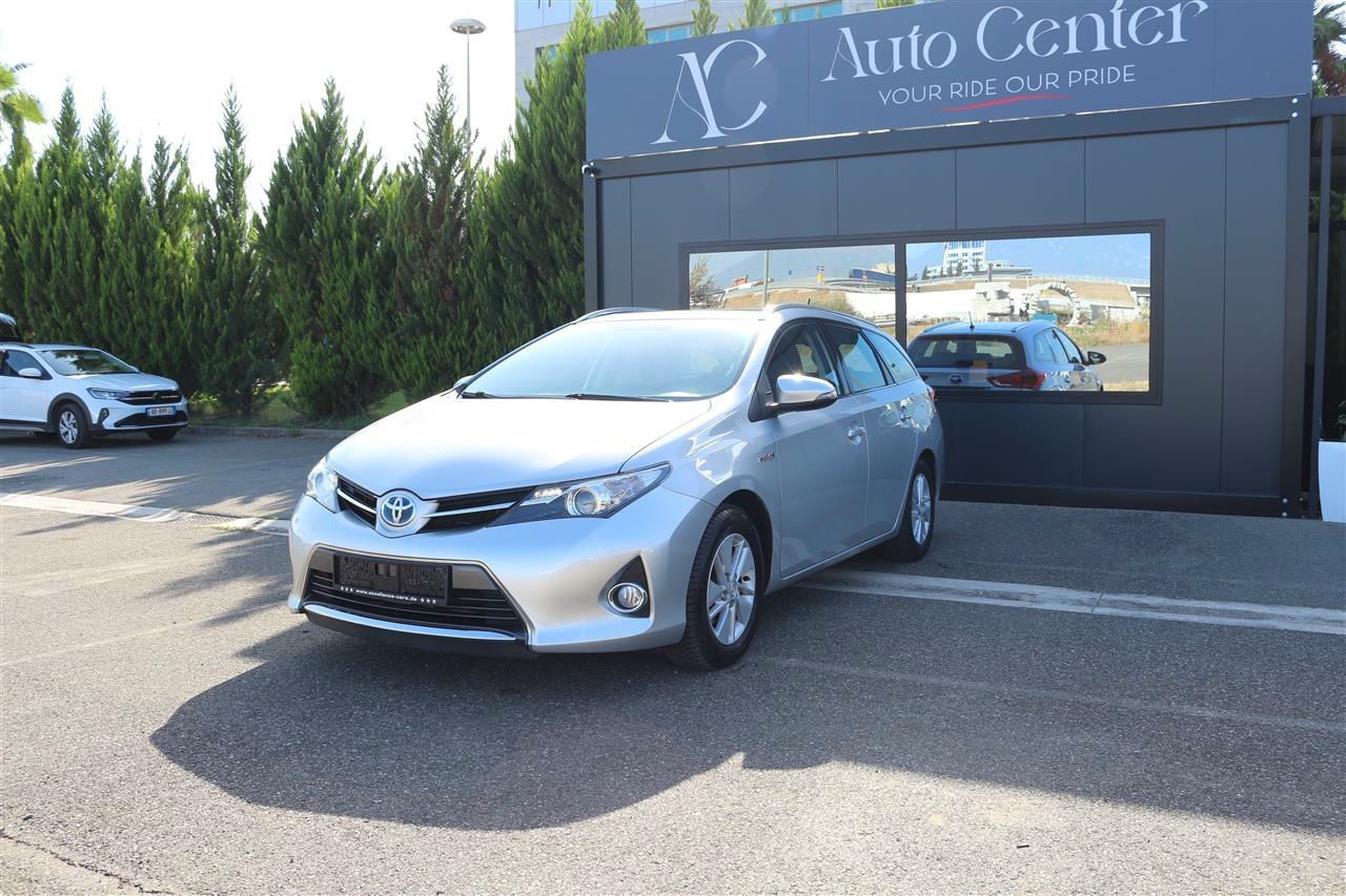 Toyota Auris 2015