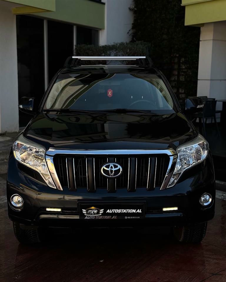 Toyota Land Cruiser 2014