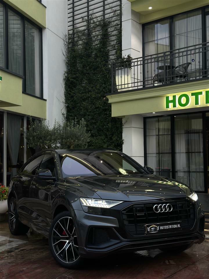 Audi Q8 2020
