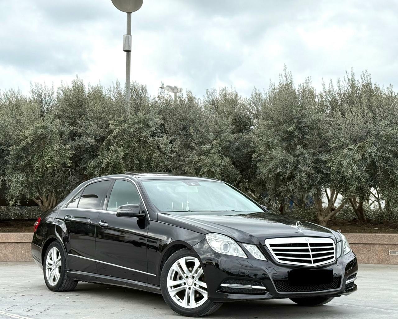 Mercedes-Benz E-Class 2012