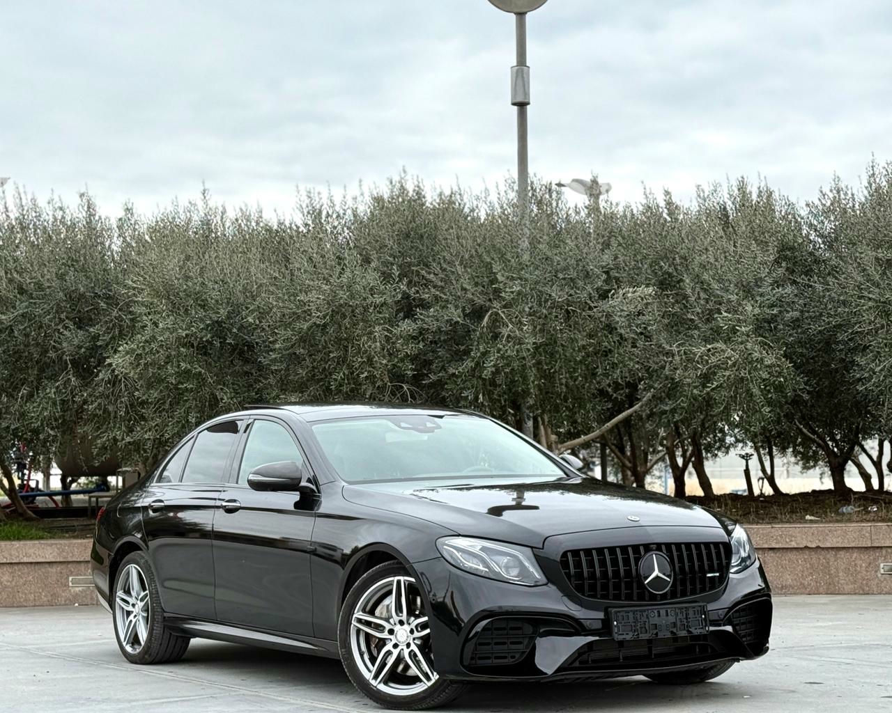 Mercedes-Benz E-Class 2017