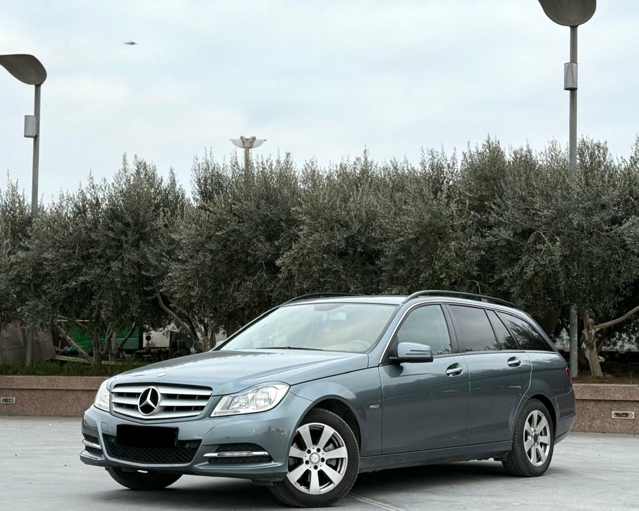Mercedes-Benz C-Class 2012