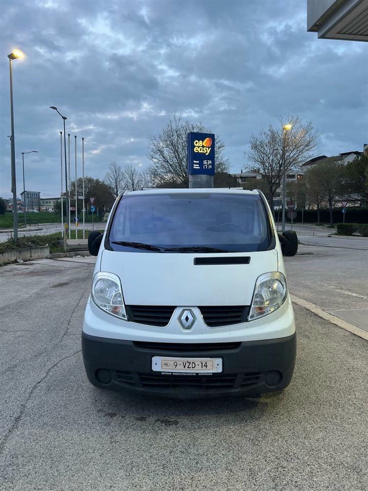 Renault Trafic 2012