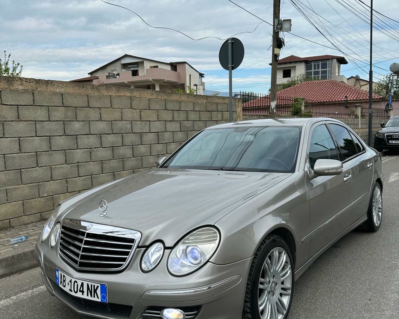 Mercedes-Benz E-Class 2008
