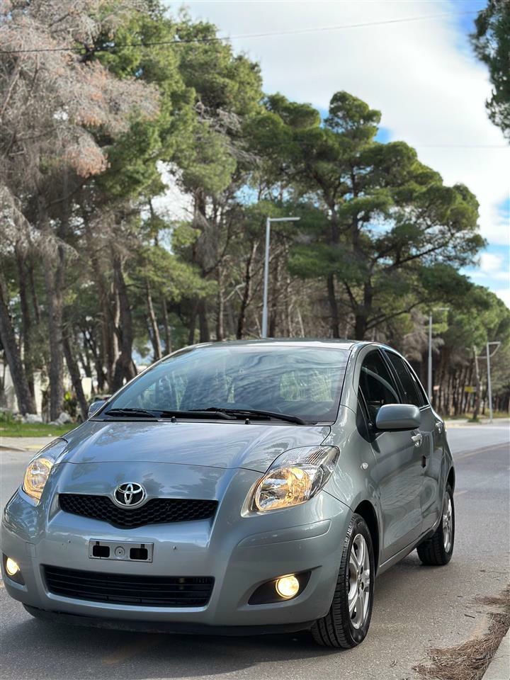 Toyota Yaris 2011