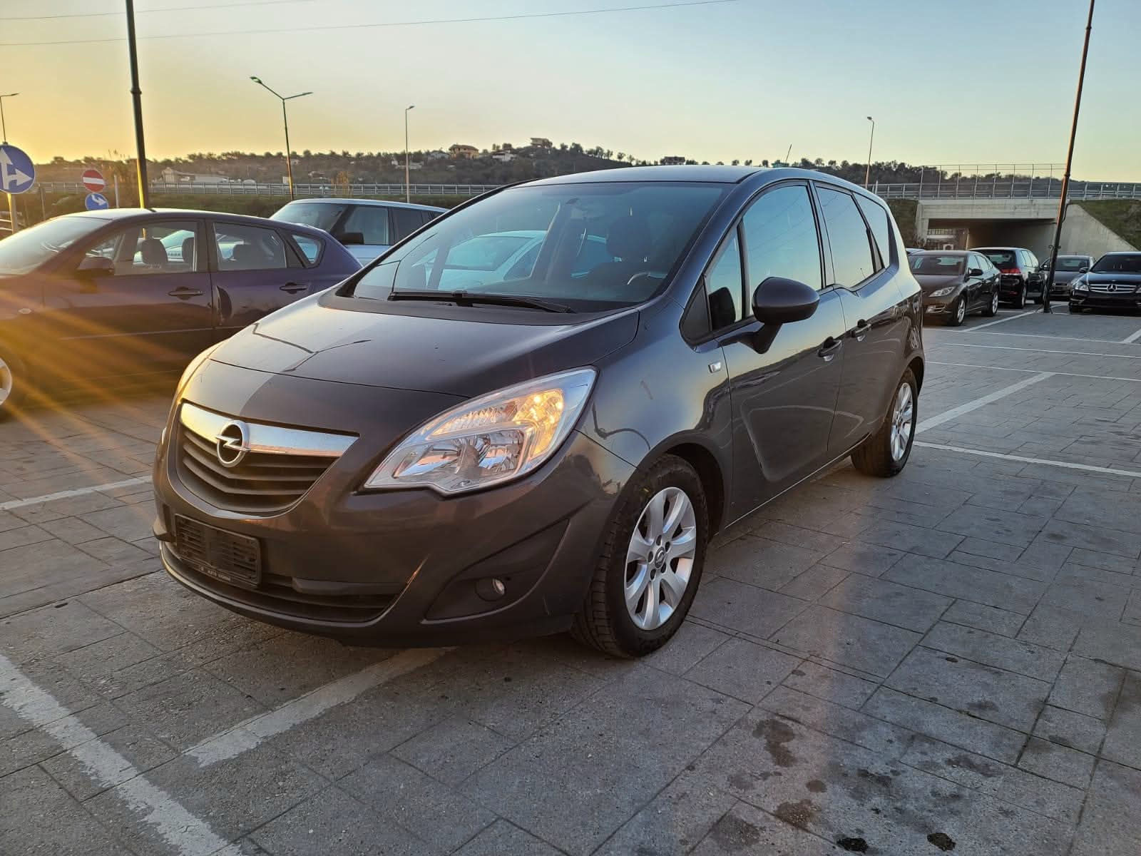 Opel Meriva 2011