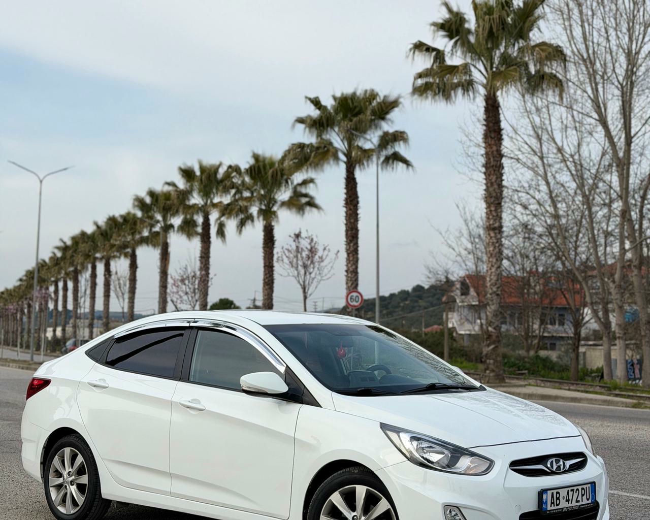 Hyundai Accent 2013