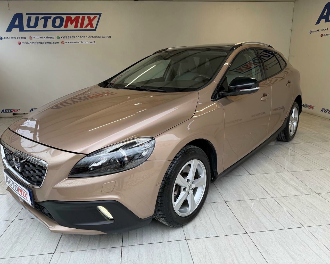 Volvo V40 2015