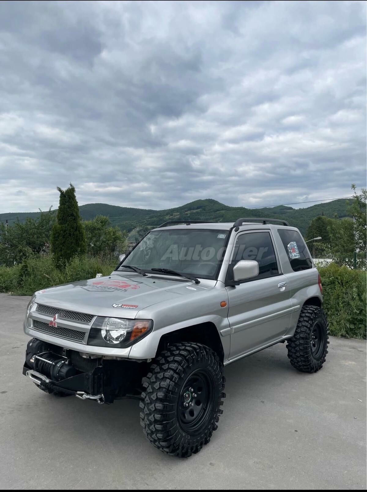 Mitsubishi Pajero 1995
