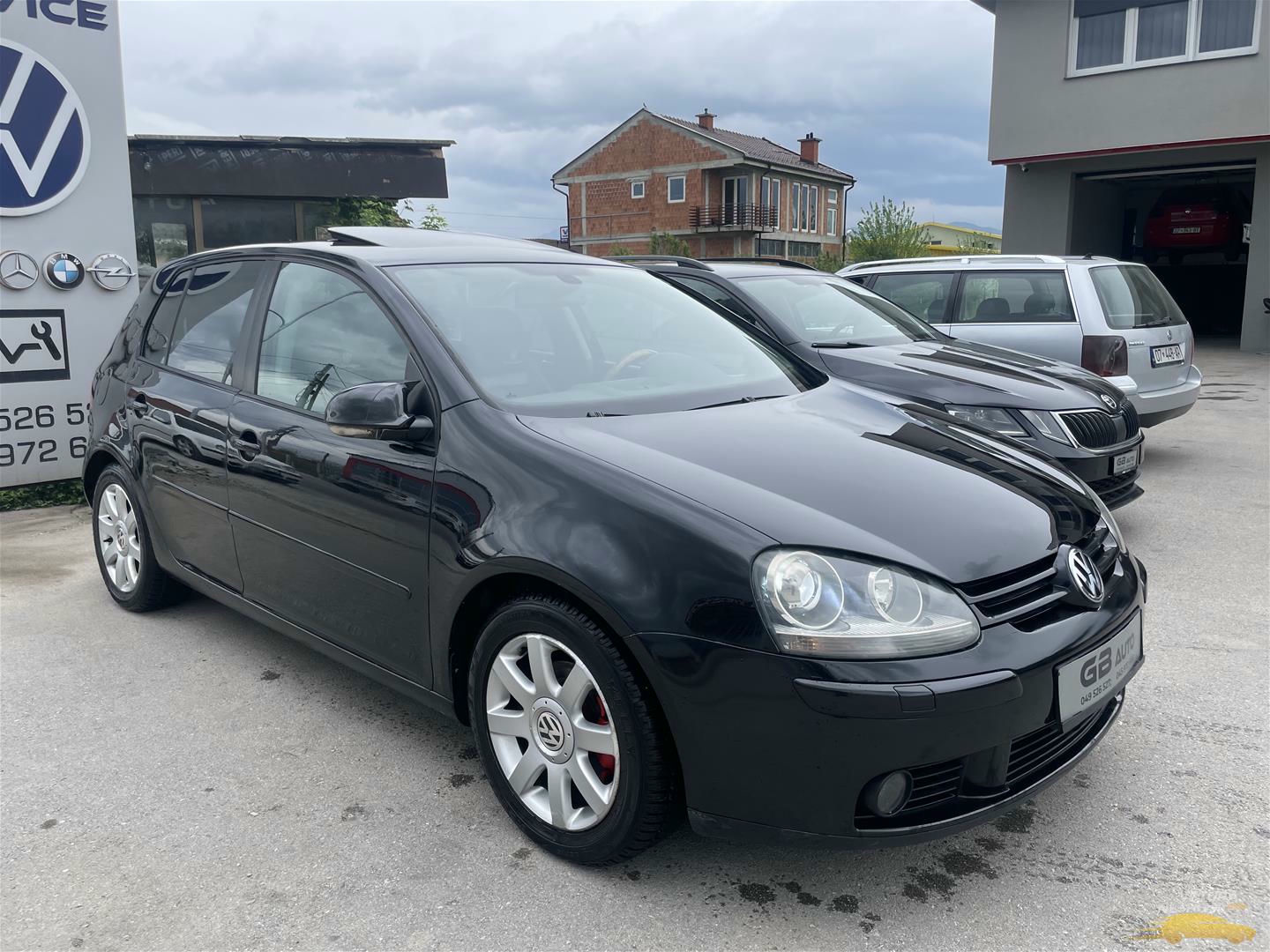 Volkswagen Golf 2004