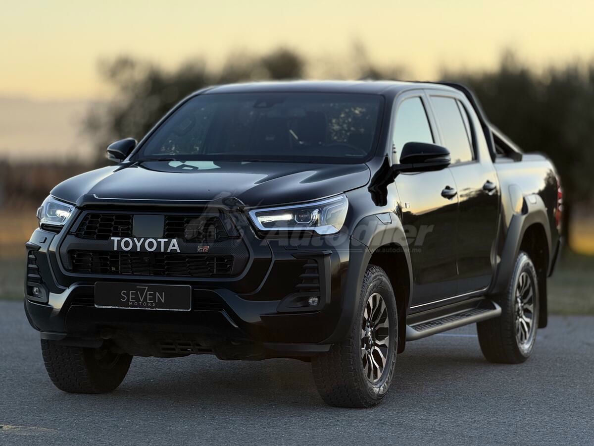 Toyota HiLux 2023