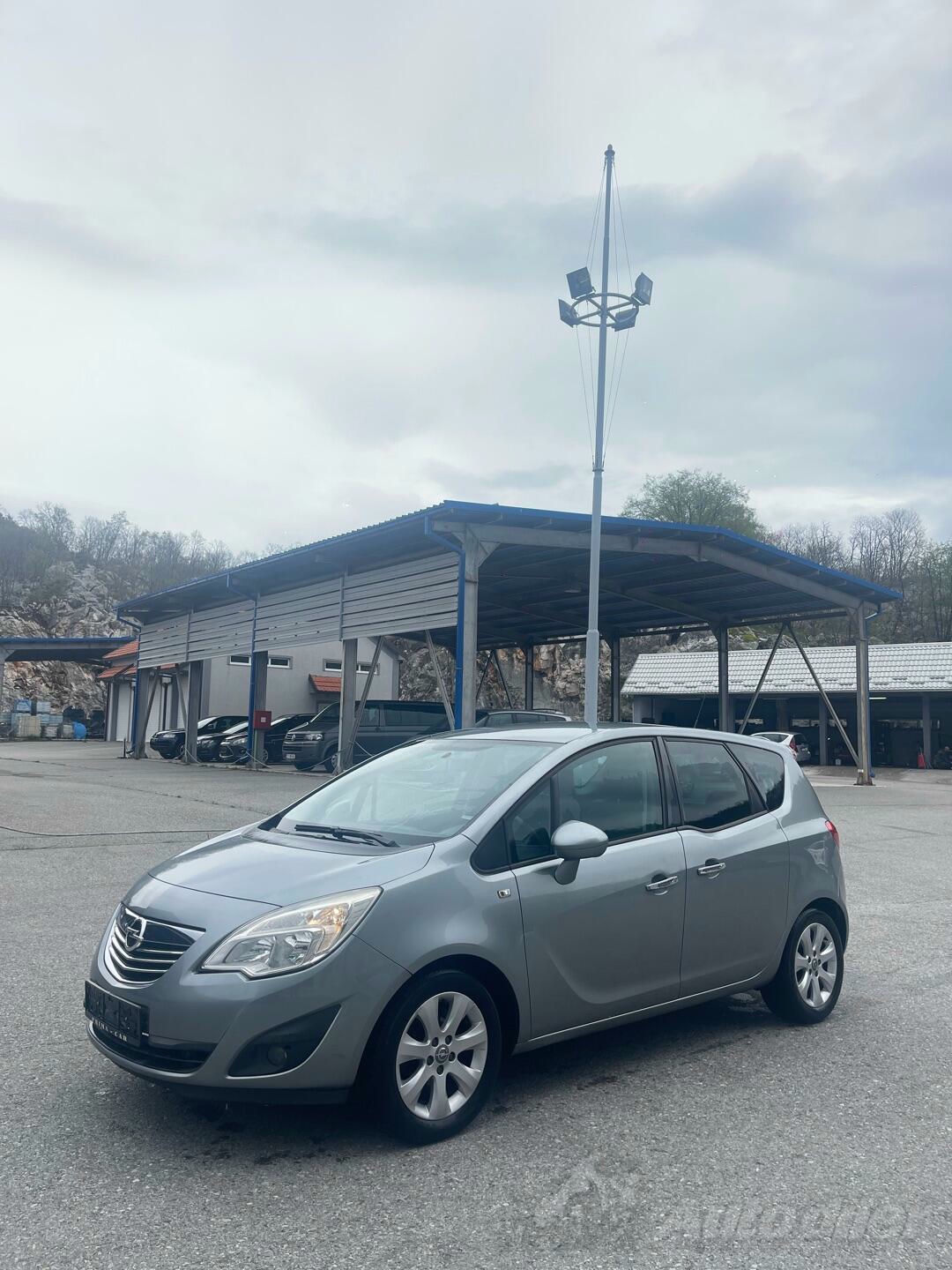 Opel Meriva 2012