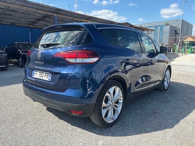 Renault Scenic 2019 thumbnail 3