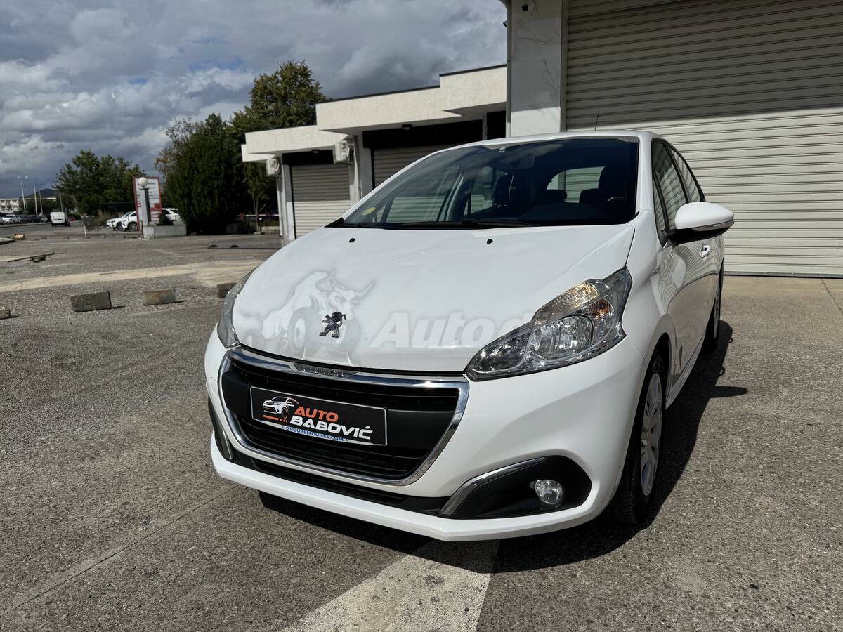 Peugeot 208 2016