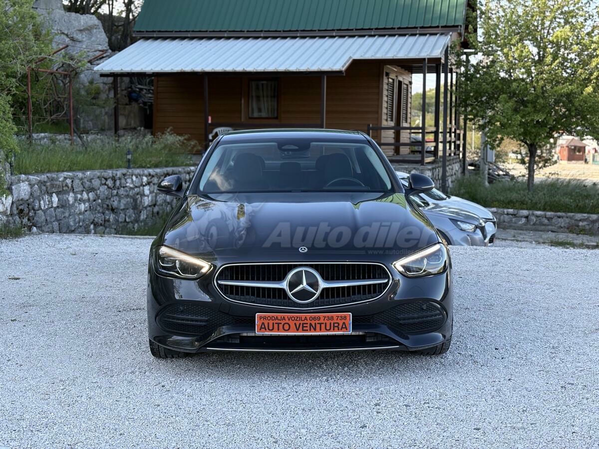 Mercedes-Benz C-Class 2022