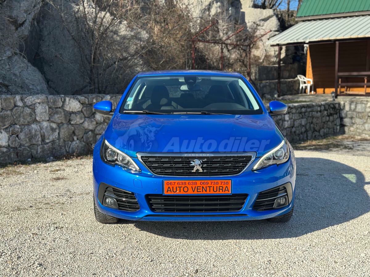 Peugeot 308 2021