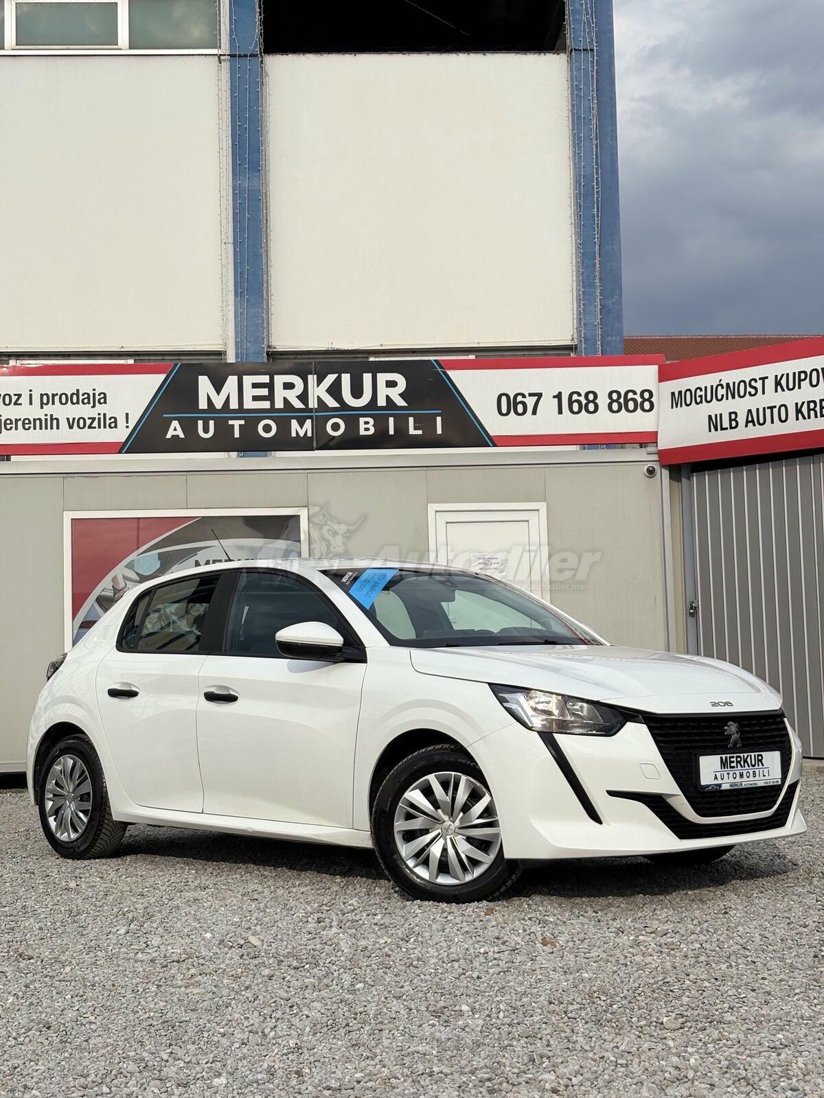 Peugeot 208 2021