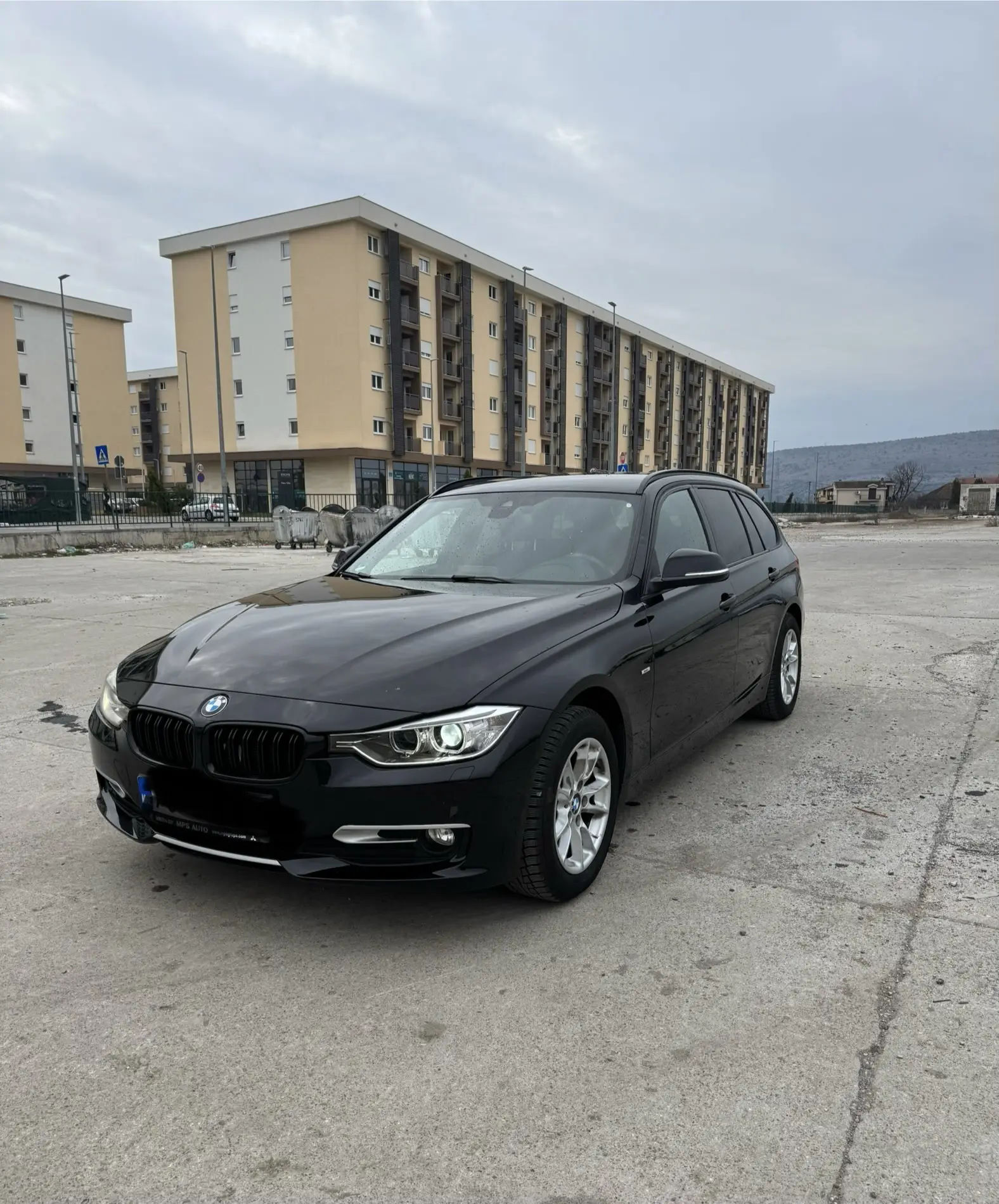 BMW 2000 2014