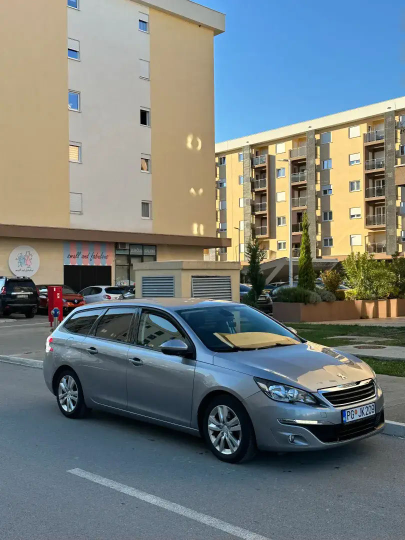 Peugeot 308 2015