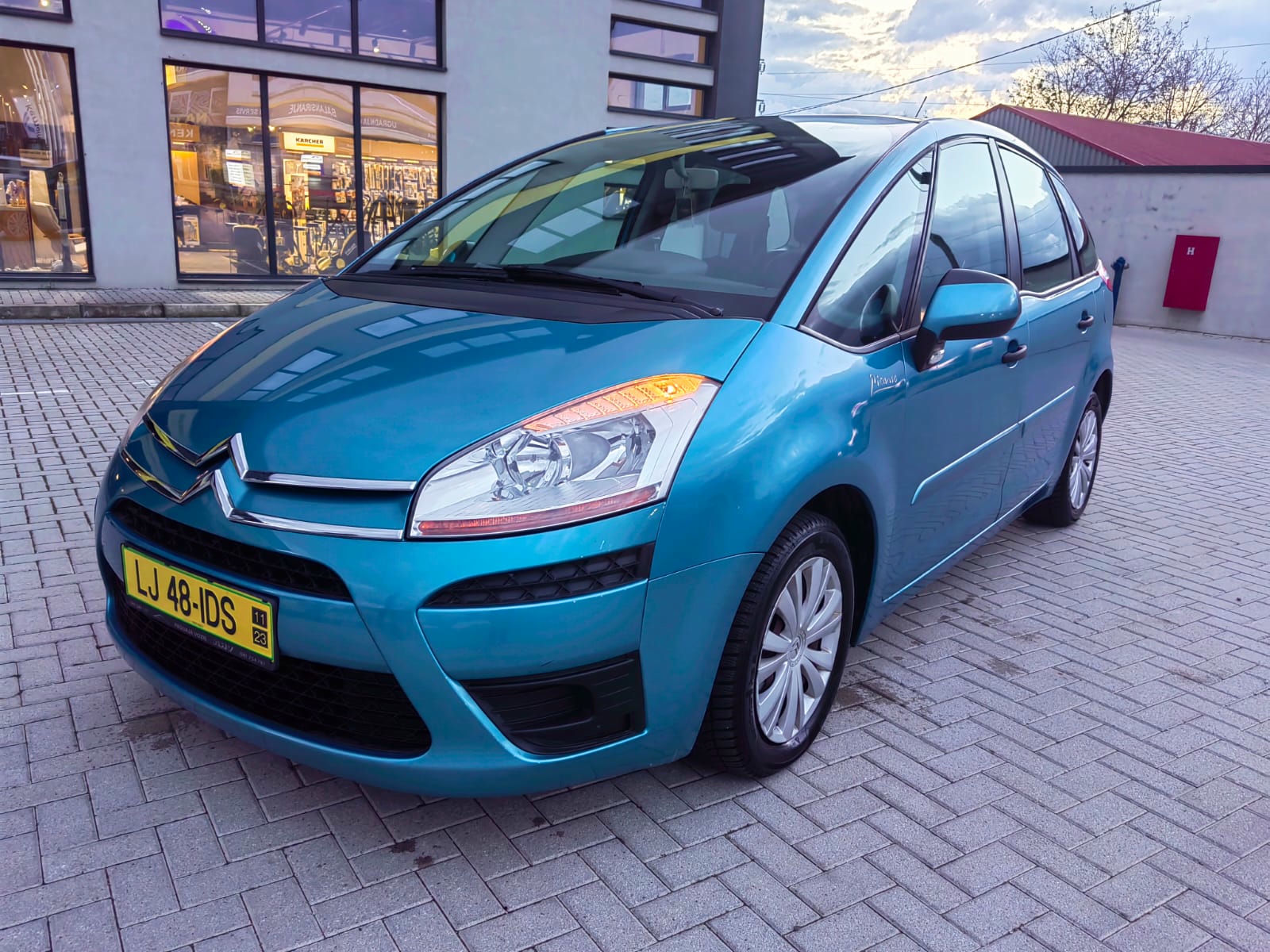 Citroën C4 Picasso 2008 thumbnail 5