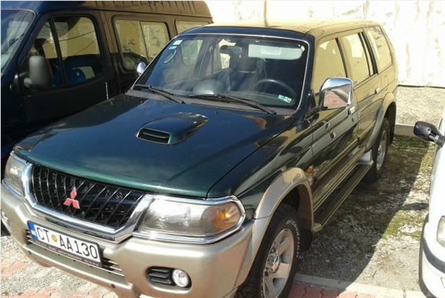 Mitsubishi Pajero 2002