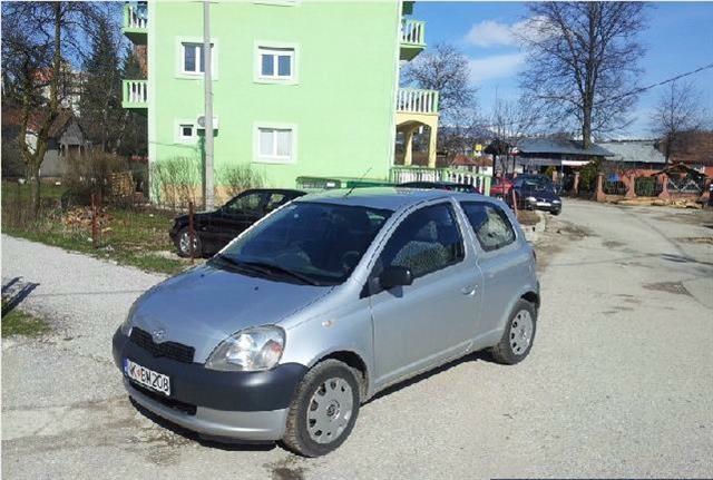 Toyota Yaris 2002