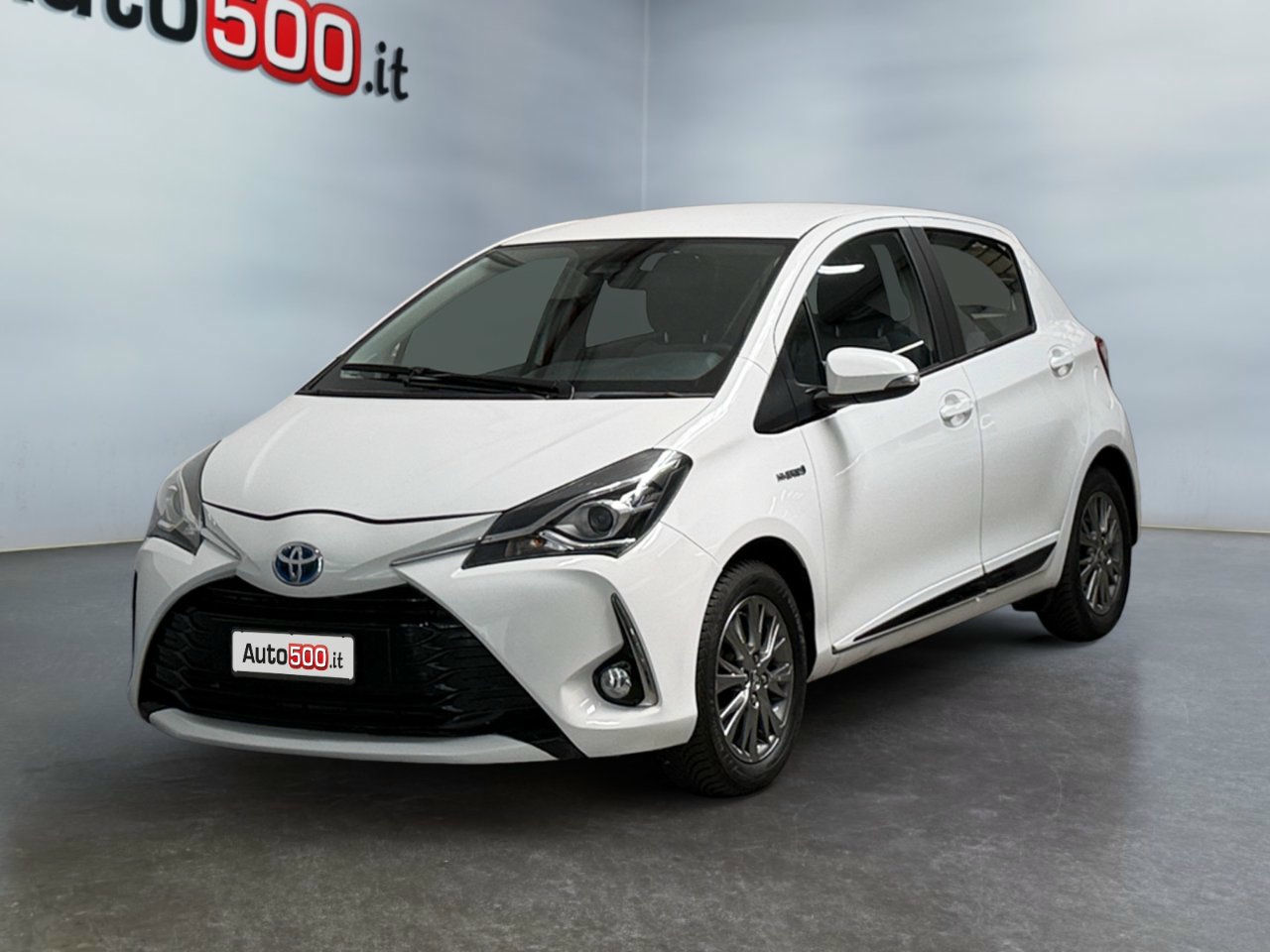TOYOTA Yaris 2017