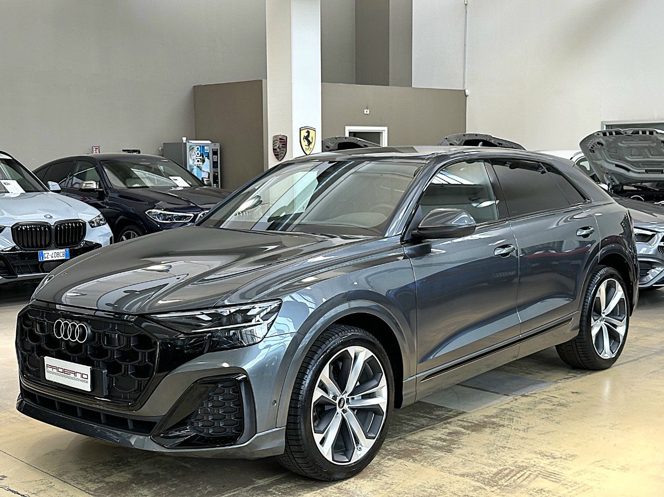 AUDI Q8 2023